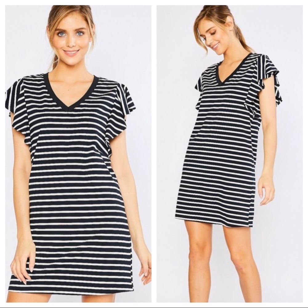 NEW! STRIPED SHIFT DRESS!